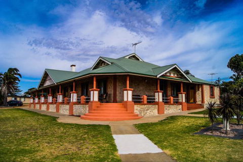 Kangaroo Island Seaview Guesthouse - New South Wales Tourism  1