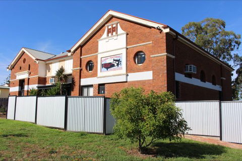 Kindra Apartments - New South Wales Tourism  0