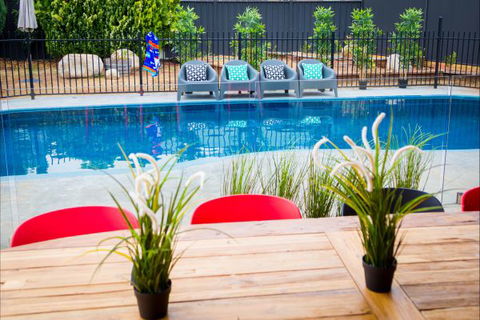 La Flotte - New South Wales Tourism  0