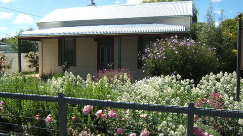 Willowbrook Cottages B&B's - New South Wales Tourism  0