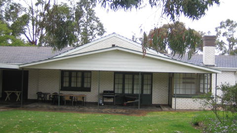 Naracoorte Cottages – Pinkerton Hill - New South Wales Tourism  0