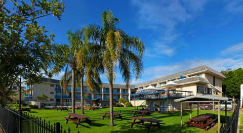 Mariners On The Waterfront - New South Wales Tourism  0
