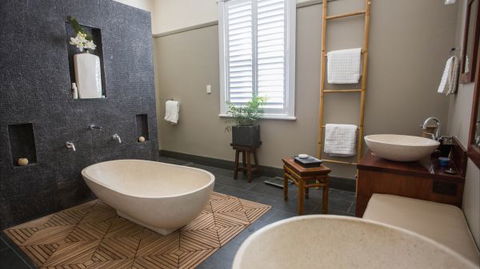 Merewether Beach House  - New South Wales Tourism  2