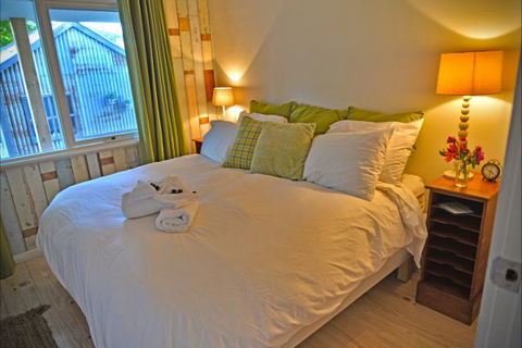 Mrs Simpson Cottage At Norala Garden - New South Wales Tourism  1