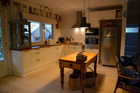 Mrs Simpson Cottage At Norala Garden - New South Wales Tourism  9