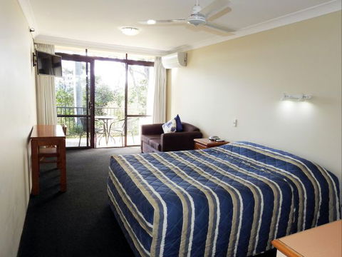 Mt Tamborine Motel - New South Wales Tourism  3