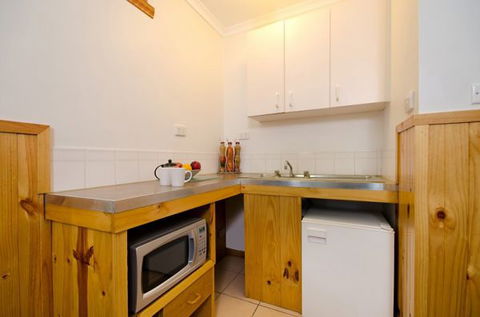 Ocean Grove Cedar Cabins - New South Wales Tourism  6