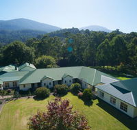 Oscar's on the Yarra - New South Wales Tourism 