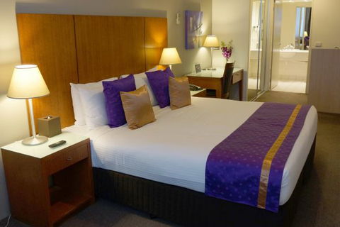 Park Regis Griffin Suites - New South Wales Tourism  0