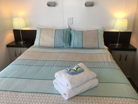 Pelican Waters Holiday Park - New South Wales Tourism  1
