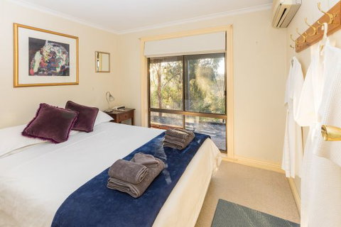 Skillogalee Cottages - New South Wales Tourism  6