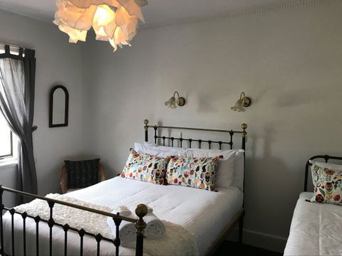 The Caledonian Inn - New South Wales Tourism  6