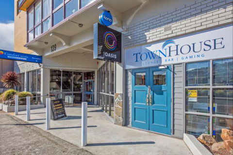 Burnie Central Townhouse Hotel  - New South Wales Tourism  0
