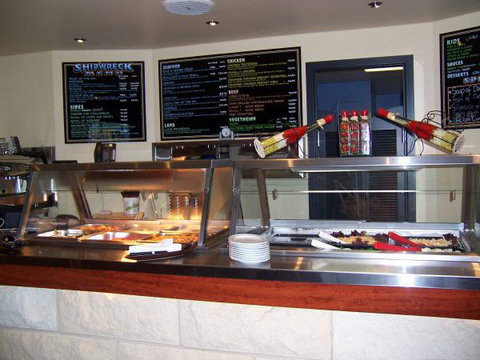 Victoria Hotel At Port MacDonnell - New South Wales Tourism  1