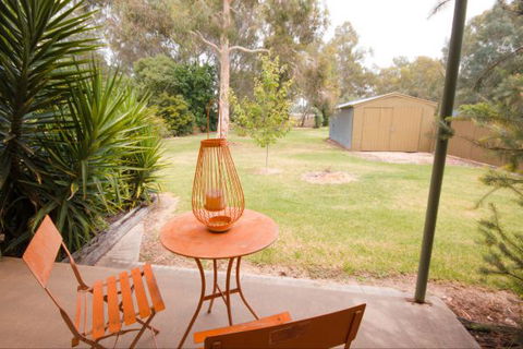 Wang Stays And Short Stops - New South Wales Tourism  1