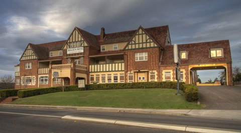 Wallacia Hotel - New South Wales Tourism  0