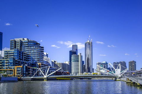 Melbourne Holiday Apartments Flinders Wharf - New South Wales Tourism  13