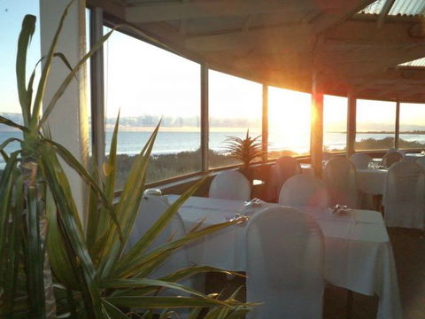 African Reef Beach Resort  - New South Wales Tourism  0