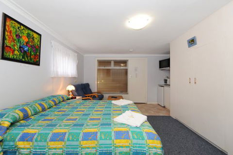 Albany View Street Lodge Bed And Breakfast And Art Studio - New South Wales Tourism  2