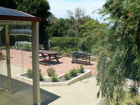 Albany View Street Lodge Bed And Breakfast And Art Studio - New South Wales Tourism  4