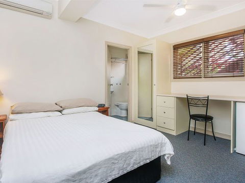 Ashfield Manor - New South Wales Tourism  8
