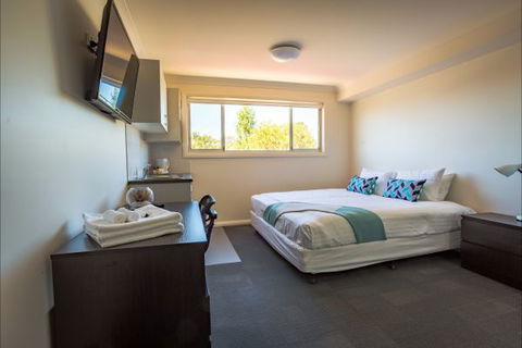 Aspire Mayfield - New South Wales Tourism  0