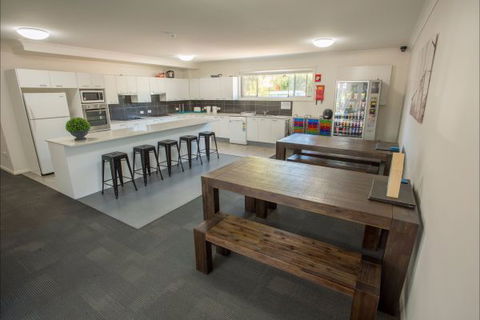Aspire Mayfield - New South Wales Tourism  5