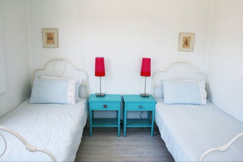 Atlantis Seafarers Cottage - New South Wales Tourism  6