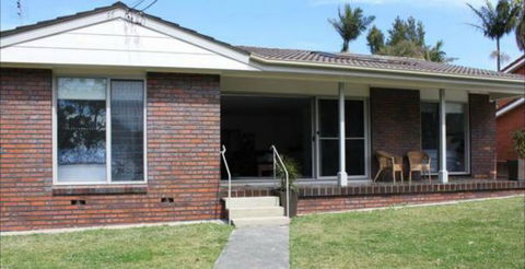 Barfleur Beach House - New South Wales Tourism  0