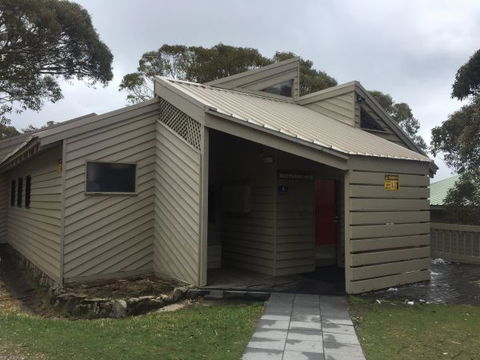 Benmore Ski Club - New South Wales Tourism  1