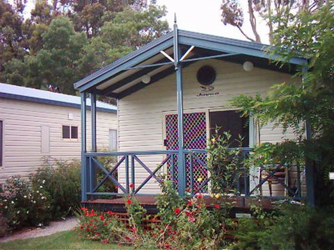 Beach Park Tourist Caravan Park - New South Wales Tourism  1