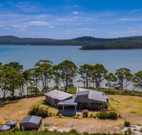 Cloudy Bay Lagoon Estate - New South Wales Tourism 