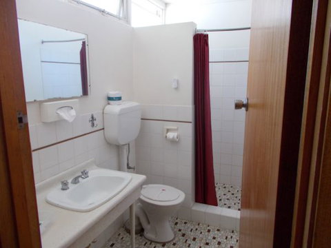 Corowa Gateway Motel - New South Wales Tourism  6