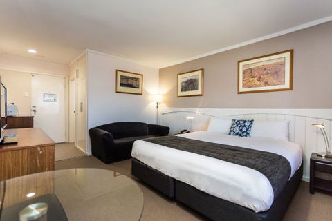 Country Comfort Amity Motel - New South Wales Tourism  1