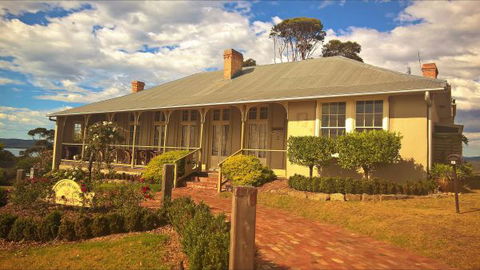 Crown And Anchor Inn - New South Wales Tourism  0