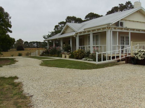 Daisyburn Homestead - New South Wales Tourism  2
