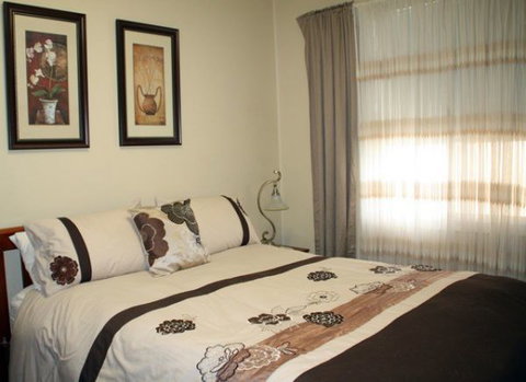 Explorers - New South Wales Tourism  1