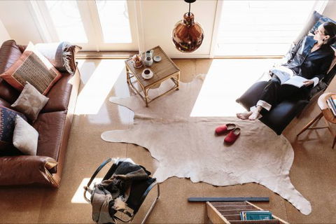 Flop House - New South Wales Tourism  0