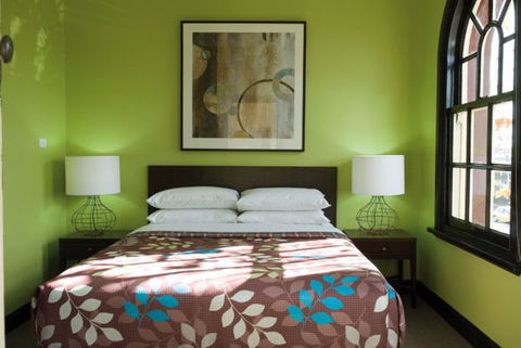 Hotel Warrnambool - New South Wales Tourism  1