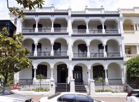 Hotel Challis - New South Wales Tourism  0