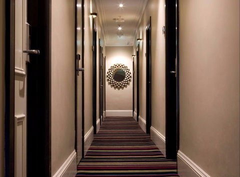 Hotel Challis - New South Wales Tourism  3