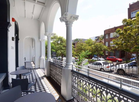 Hotel Challis - New South Wales Tourism  5