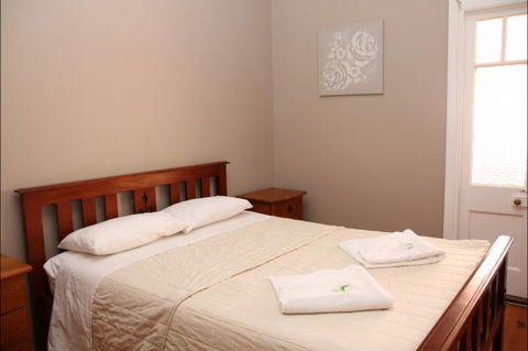 Hotel Corones Charleville - New South Wales Tourism  3