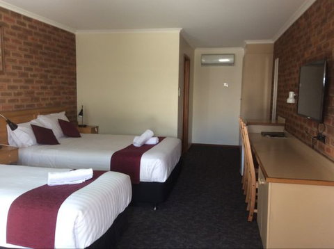 Kerang Motel - New South Wales Tourism  9