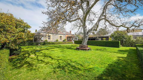 Kyneton Old Rectory - New South Wales Tourism  0