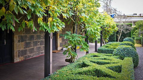 Kyneton Old Rectory - New South Wales Tourism  4