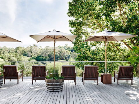 Lake House - New South Wales Tourism  8