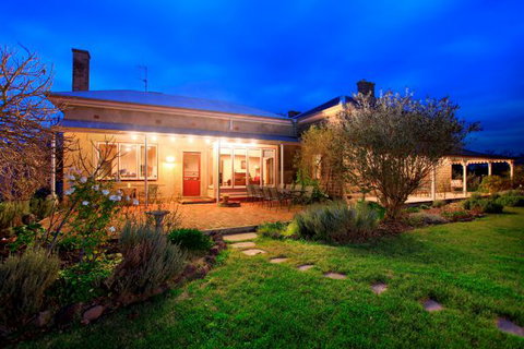 Lochinver Farm Homestead And Cottages - New South Wales Tourism  1
