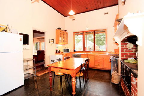 Lochinver Farm Homestead And Cottages - New South Wales Tourism  3