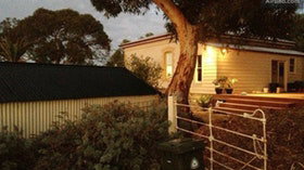 The Schoolmaster's - Second Valley Accommodation - New South Wales Tourism  4